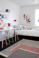 芬蘭公寓  讓創意元素無所不在簡約臥室裝修圖片