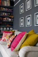 灰色時尚混搭設計小躍層混搭客廳裝修圖片