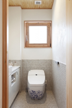 90平米打造木質和風高品位的四口之家現代衛生間裝修圖片