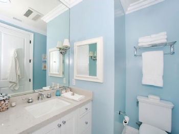 一居室淺藍混搭 撞出居家活力簡約衛生間裝修圖片