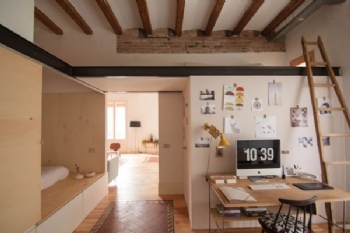 西班牙溫馨原木風公寓裝修圖片